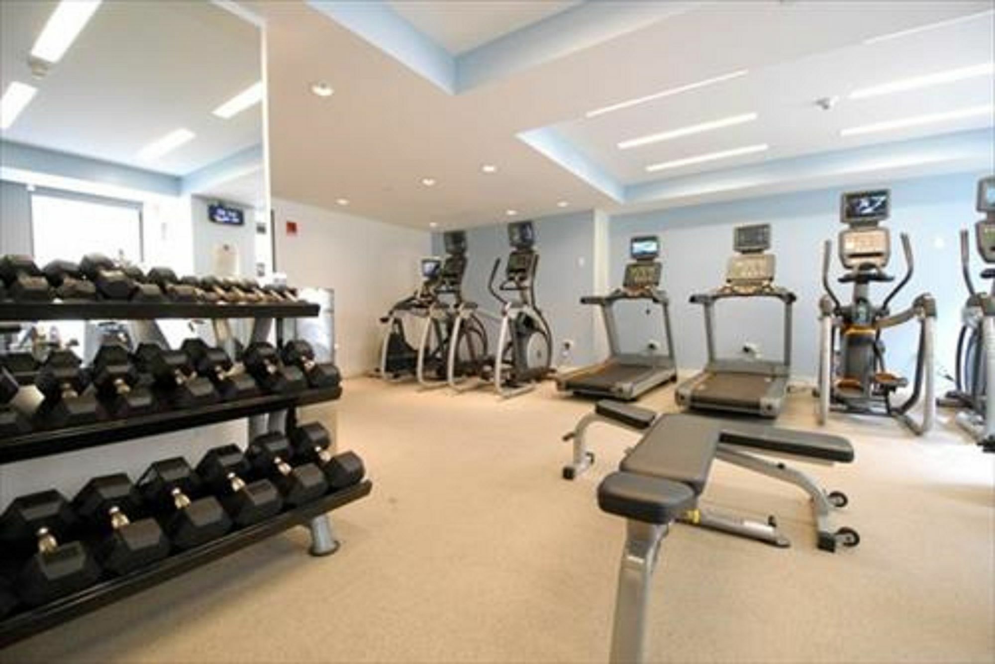 Global Luxury Suites At Kenmore Square บอสตัน ภายนอก รูปภาพ
