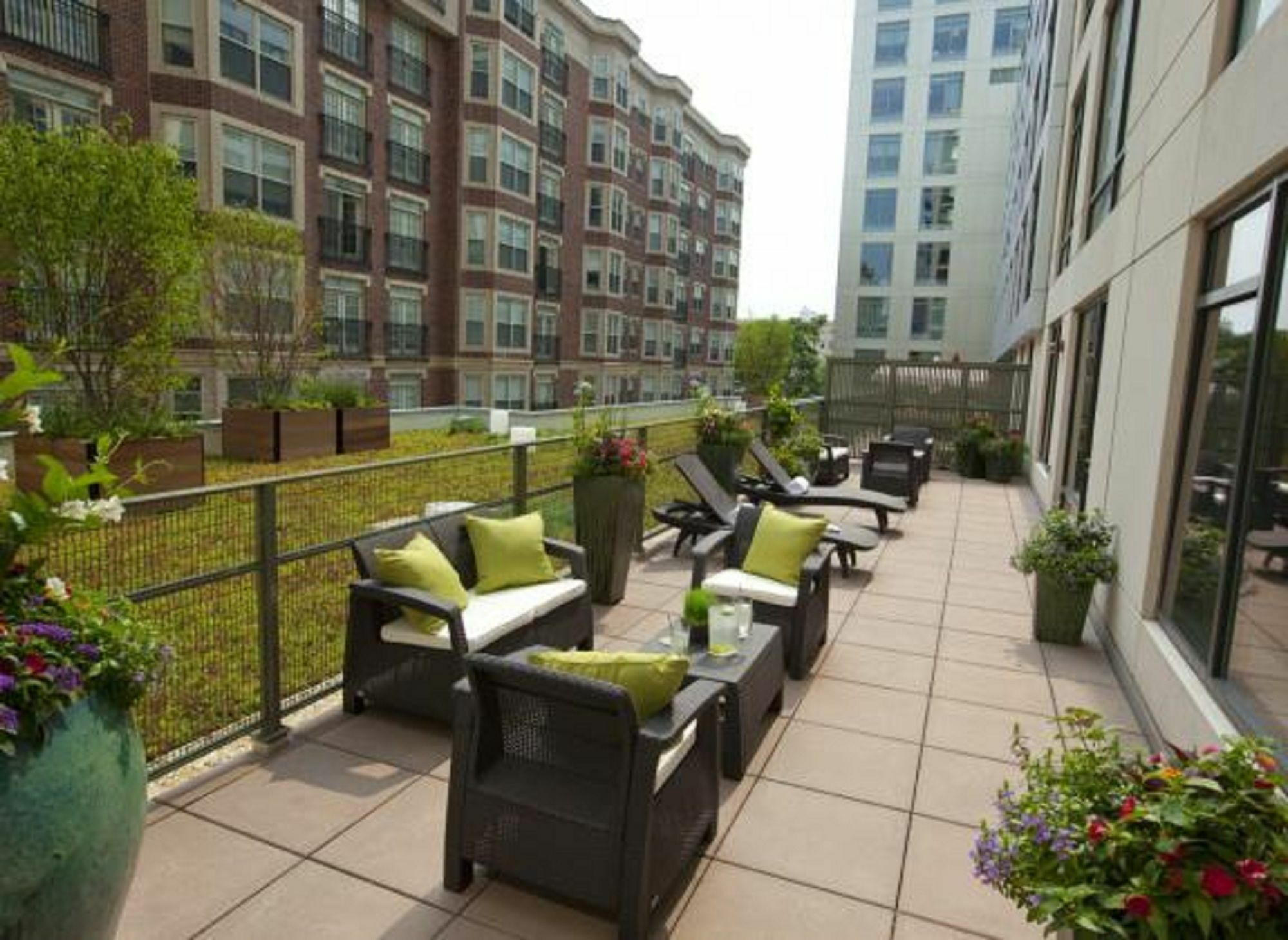 Global Luxury Suites At Kenmore Square บอสตัน ภายนอก รูปภาพ